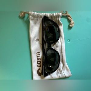 costa sunglasses only worn a few times kept in case